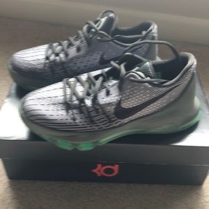 Nike KD8 Kids Basketball Shoes